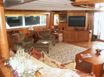 Maximus II - Saloon